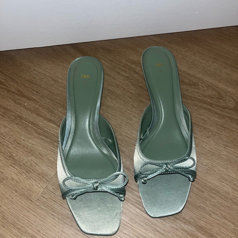Zara Green Women's Slide Sandals